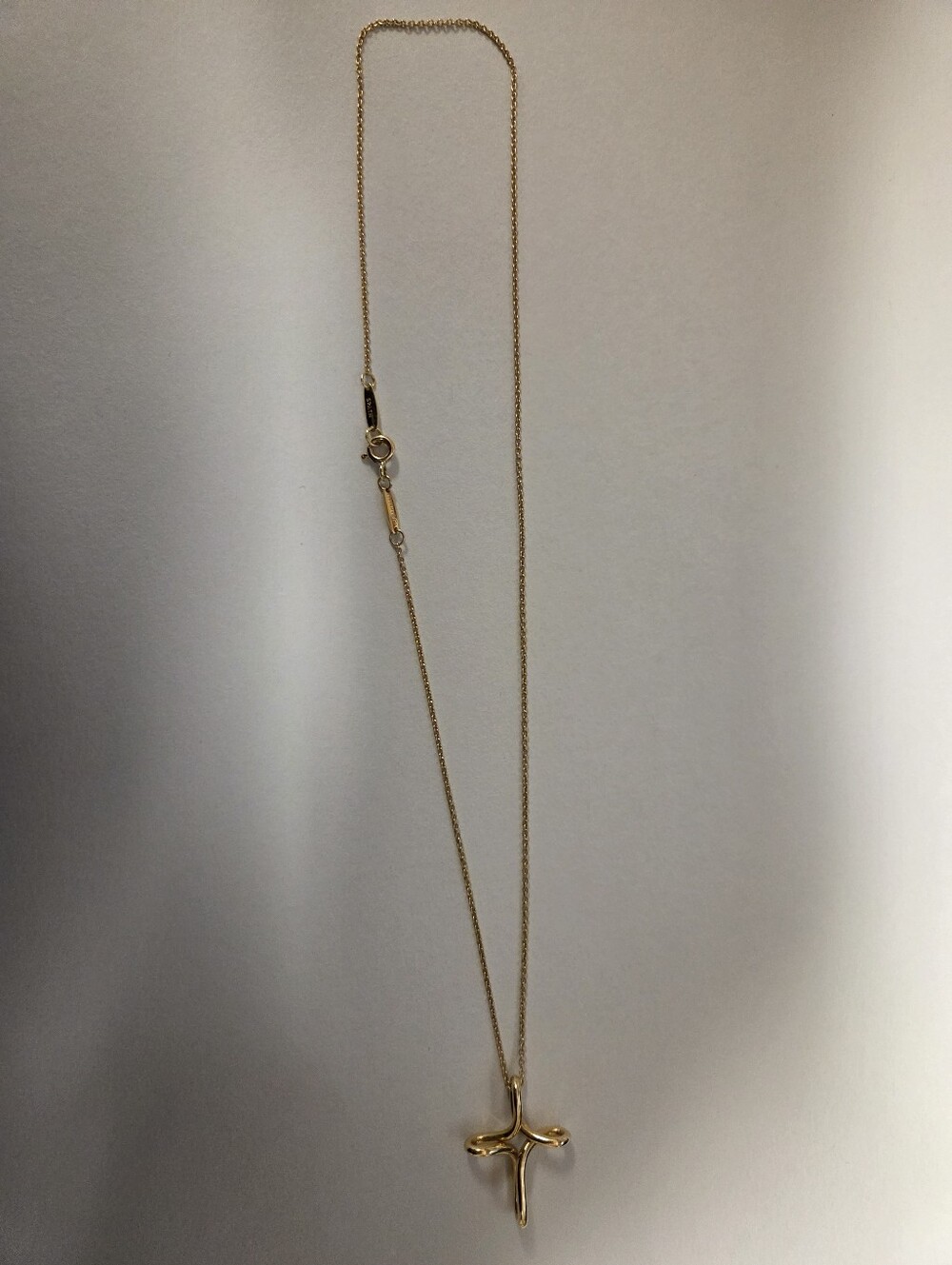 AUTHENTIC! Tiffany & Co. Elsa Peretti Cross Pendant Necklace 18K Yellow Gold,16” - Picture 3 of 8